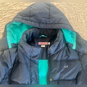 Vineyard Vines Navy Puffer Coat ! Women’s Medium - with detachable hood
